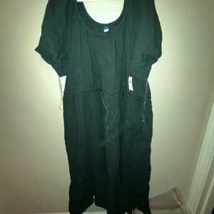 Green Old Navy Maxi Dress!